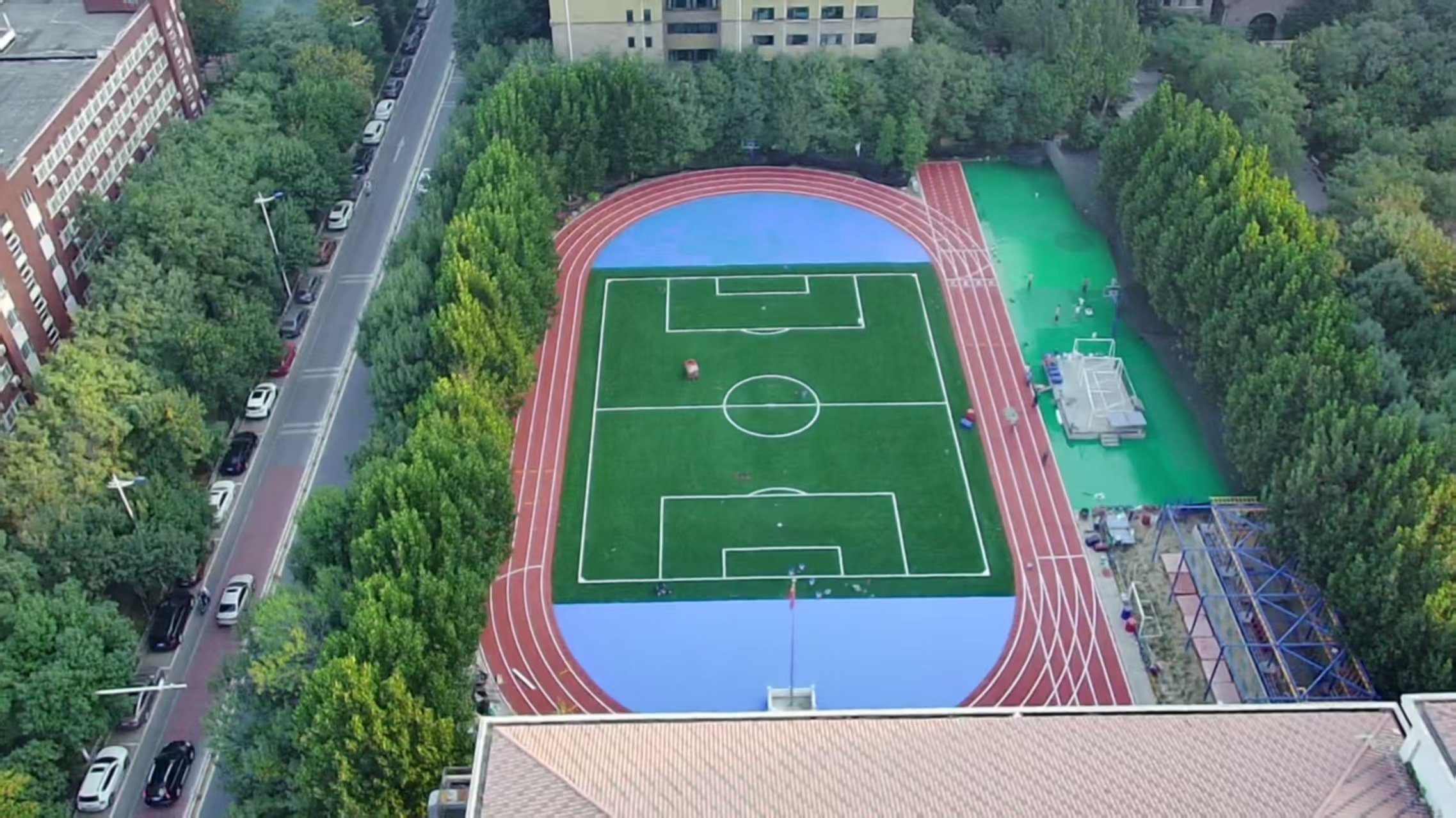 嘉峪关市塑胶跑道施工自结纹塑胶跑道 - 方案